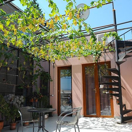 Janika Apartments Tbilisi Eksteriør billede