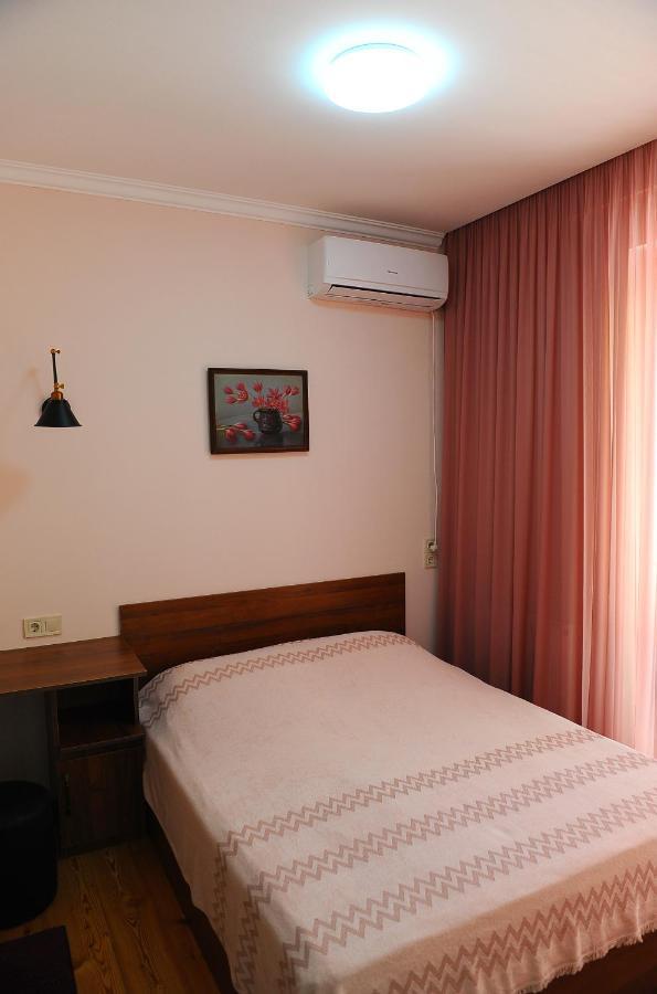 Janika Apartments Tbilisi Eksteriør billede
