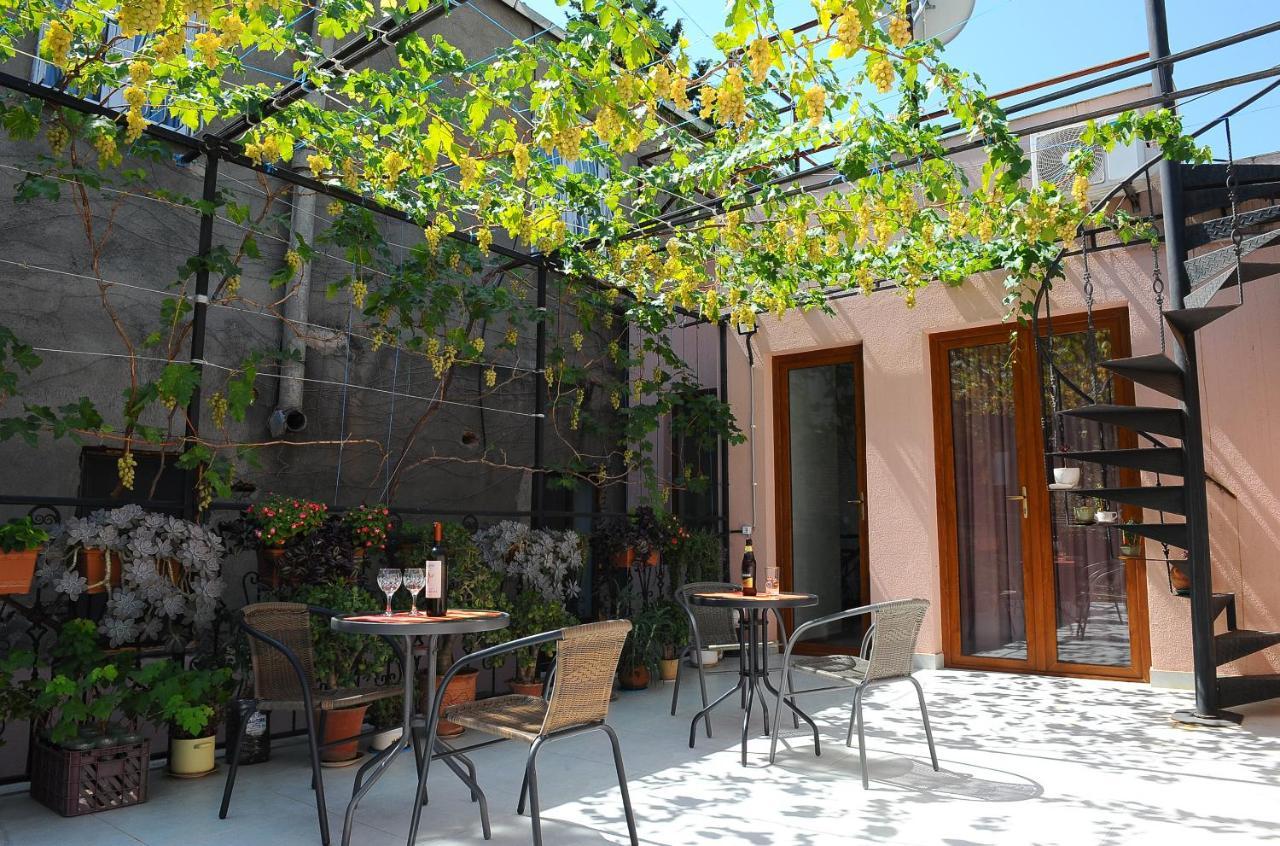 Janika Apartments Tbilisi Eksteriør billede